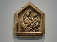 Vierge a l'Enfant (de Tino di Camaino, Naples, v 1330, Marbre)(1)